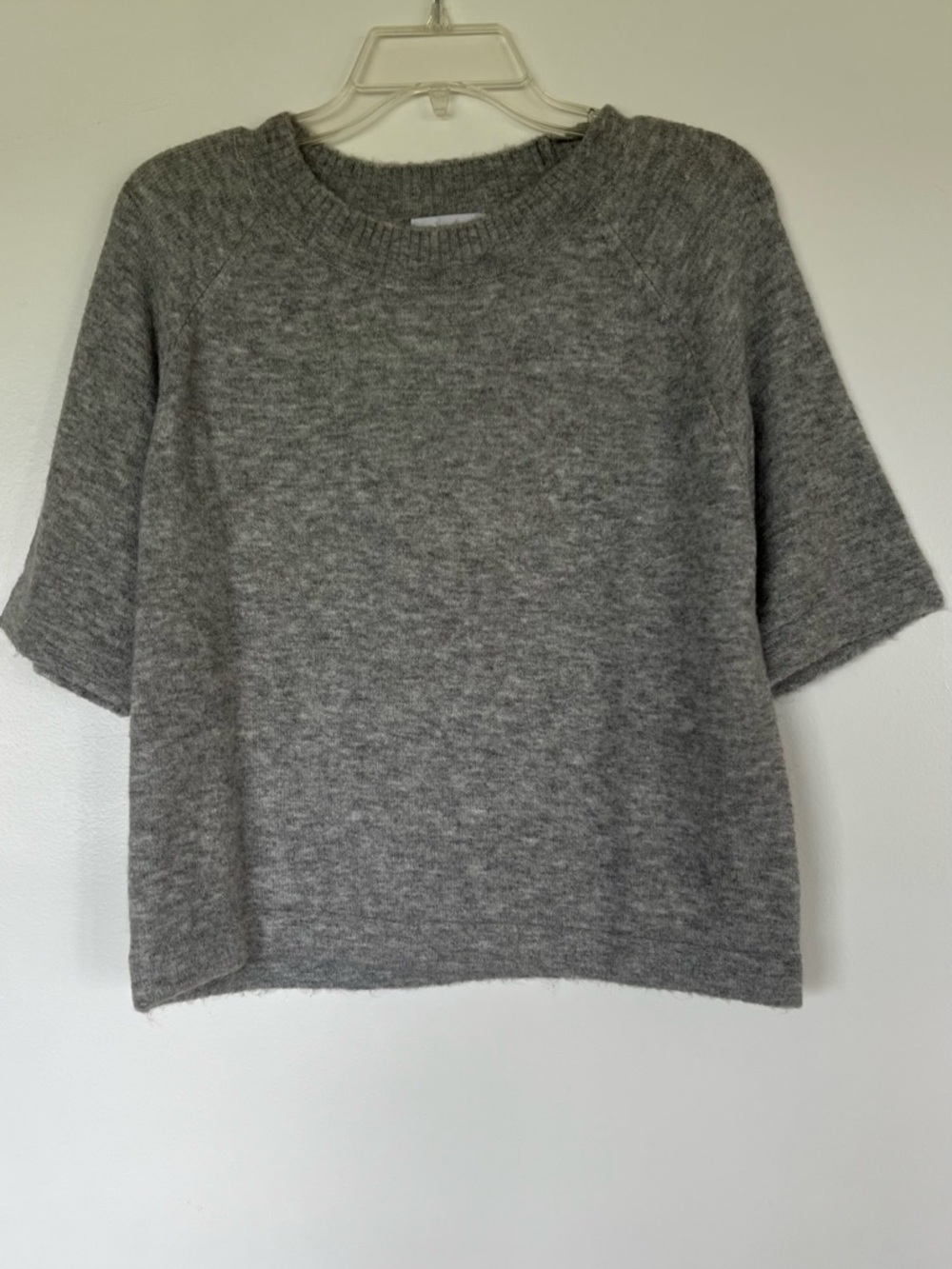Evereve Heather Gray Short-Sleeve Crew Sweater